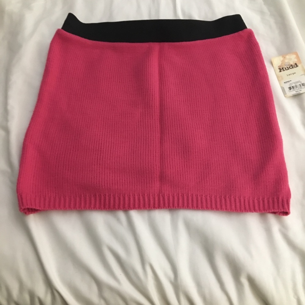 Knit mini skirt